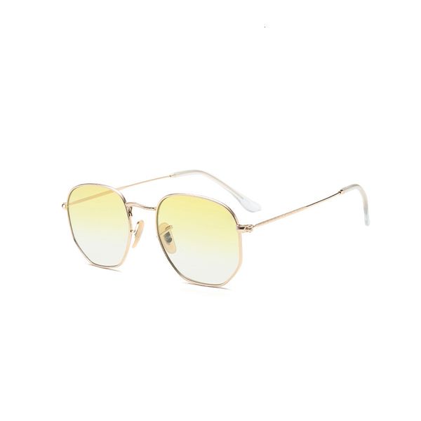 2021 new female european and american fashion wild stylish colorful sunglasses tide df3548 m77c, White;black
2021 new female european and american fashion wild stylish colorful sunglasses tide df3548 m77c, White;black