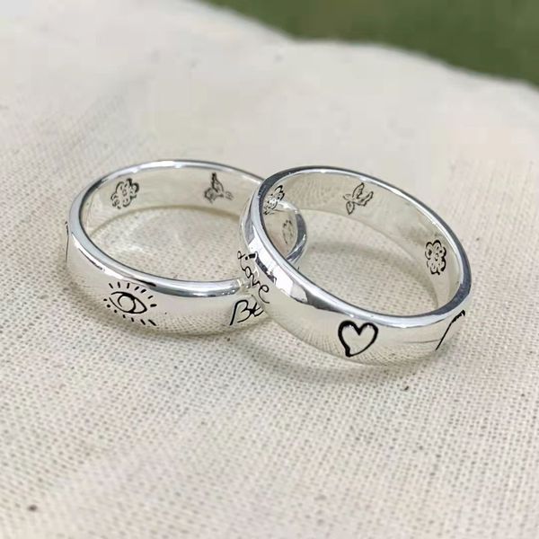 2022 luxury fashion designer couple ring silver letter graffiti temperament classic personality full couple gift women's party engageme, Golden;silver
2022 luxury fashion designer couple ring silver letter graffiti temperament classic personality full couple gift women's party engageme, Golden;silver