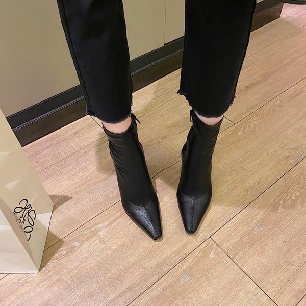 boots bottes femme 2021 winter shoes women's ankle elegant street super high heel pointed toe zipper nightclub boots1, Black
boots bottes femme 2021 winter shoes women's ankle elegant street super high heel pointed toe zipper nightclub boots1, Black