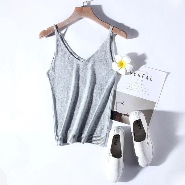 marwin new coming summer autumn silm v neck knit shiner base shirt gallus waistcoat women sweater drop shipping, White;black
marwin new coming summer autumn silm v neck knit shiner base shirt gallus waistcoat women sweater drop shipping, White;black