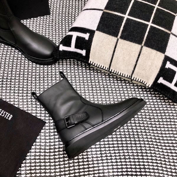 women boots australian new fashion platform boot square buckle motorcycle boots winter ankle boot leather black shoes bottes
women boots australian new fashion platform boot square buckle motorcycle boots winter ankle boot leather black shoes bottes