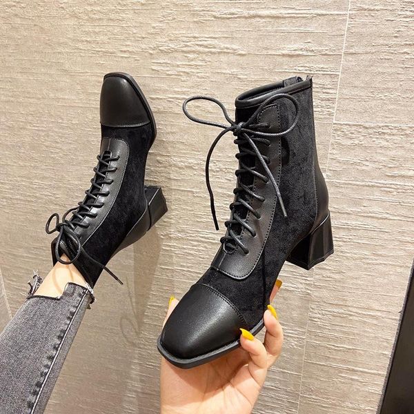 boots women's short 2021 autumn winter mid-heel square toe thick heel lace-up women, Black
boots women's short 2021 autumn winter mid-heel square toe thick heel lace-up women, Black