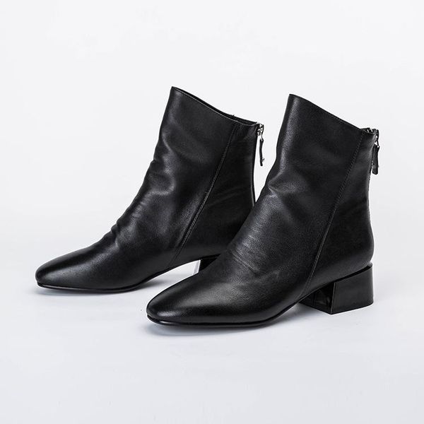 boots genuine leather with short thick woman increase, Black