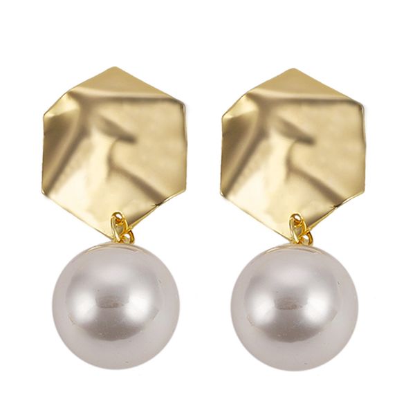 new fashion ins trendy luxury designer vintage style exaggerated geometric metal pearl pendant stud earrings for women, Golden;silver
new fashion ins trendy luxury designer vintage style exaggerated geometric metal pearl pendant stud earrings for women, Golden;silver