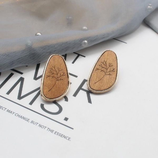 sjdi-323 korea fashion jewelry vintage geometric wood carved flower earrings for women, Golden;silver
sjdi-323 korea fashion jewelry vintage geometric wood carved flower earrings for women, Golden;silver