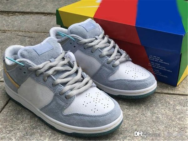 authentic sean cliver dunk sb low skateboard shoes white psychic blue suede sneaker men women metallic gold sports shoes size 36-46
authentic sean cliver dunk sb low skateboard shoes white psychic blue suede sneaker men women metallic gold sports shoes size 36-46