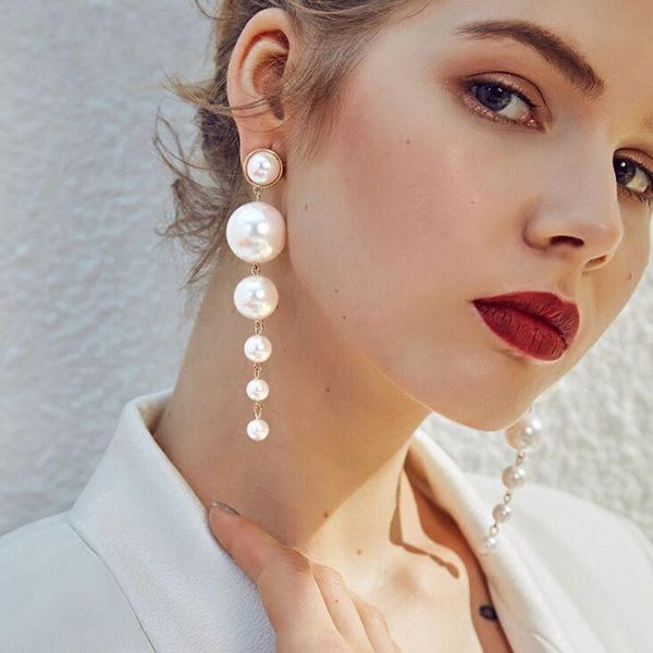 dangle & chandelier 2021 women's big exaggerated vintage classic pearls long drop earrings for banquet party show modern stylish fashio, Silver
dangle & chandelier 2021 women's big exaggerated vintage classic pearls long drop earrings for banquet party show modern stylish fashio, Silver