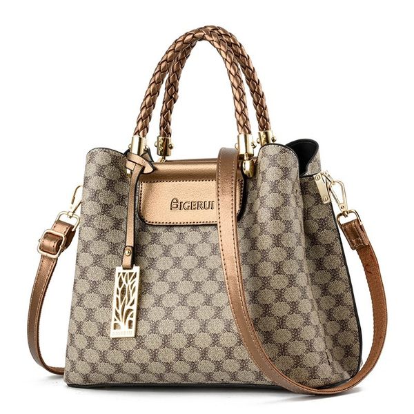luxury women great capacity totes leather from notch crossbody retro messenger bag female shoulder bags handba r0s5
luxury women great capacity totes leather from notch crossbody retro messenger bag female shoulder bags handba r0s5