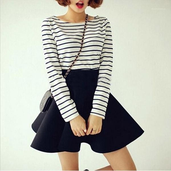 skirts 2021 fashion women mini sweety solid preppy style a-line students girls high waist super short skirt1, Black
skirts 2021 fashion women mini sweety solid preppy style a-line students girls high waist super short skirt1, Black