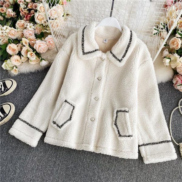 women's beige coat autumn winter turn-down collar long sleeve lamb wool jacket elegant korean style single breasted jackets 20211, Black;brown
women's beige coat autumn winter turn-down collar long sleeve lamb wool jacket elegant korean style single breasted jackets 20211, Black;brown