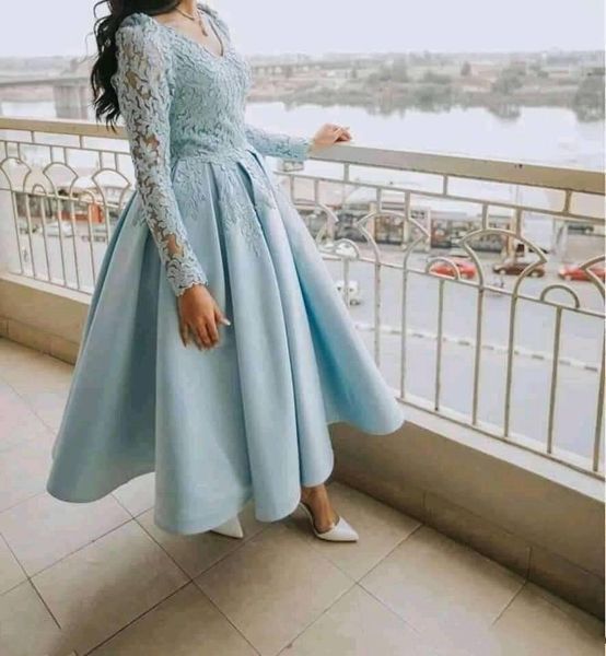 elegant ankle length long sleeve evening dresses 2022 lace appliques satin a line formal party gowns girls homecoming prom dress deep v-neck, Black;red
elegant ankle length long sleeve evening dresses 2022 lace appliques satin a line formal party gowns girls homecoming prom dress deep v-neck, Black;red