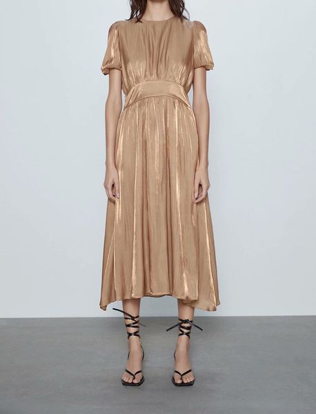 new european vintage feminine midi gold long waist high aline waistband neck-to-neck dress runway elegant party lady 85he, Black;gray
new european vintage feminine midi gold long waist high aline waistband neck-to-neck dress runway elegant party lady 85he, Black;gray