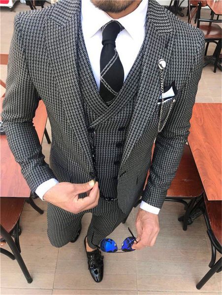 new style groomsmen houndstooth groom tuxedos peak lapel men suits wedding/prom/dinner man blazer ( jacket+pants+tie+vest ) g102, Black;gray
new style groomsmen houndstooth groom tuxedos peak lapel men suits wedding/prom/dinner man blazer ( jacket+pants+tie+vest ) g102, Black;gray