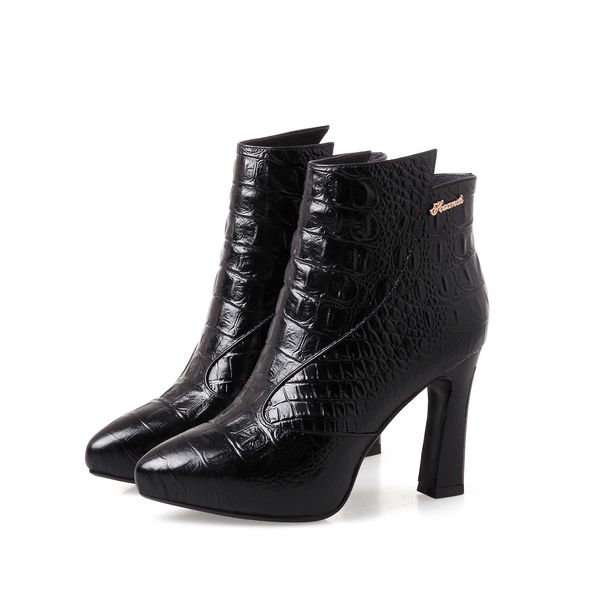 in 2021 genuine 22-24.5cm foot length freight footwear women's boots relief tfri, Black
in 2021 genuine 22-24.5cm foot length freight footwear women's boots relief tfri, Black