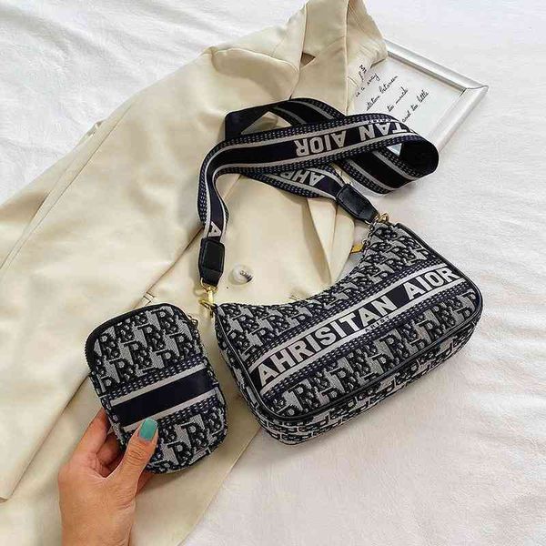 2022 factory wholesale advanced feeling women's fashion ins versatile canvas messenger bag net red three in one staff underarm bag
2022 factory wholesale advanced feeling women's fashion ins versatile canvas messenger bag net red three in one staff underarm bag
