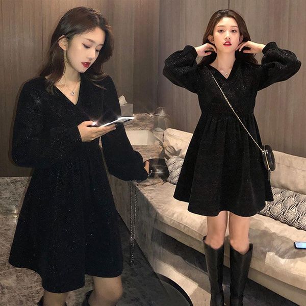 french hepburn style bottoming black dress female autumn and winter clothes slimming a-line dresses, Black;gray
french hepburn style bottoming black dress female autumn and winter clothes slimming a-line dresses, Black;gray