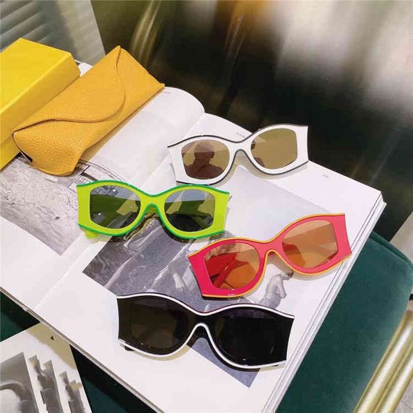 2022 factory wholesale model personalized plate jelly women's net red same men sunglasses, White;black
2022 factory wholesale model personalized plate jelly women's net red same men sunglasses, White;black