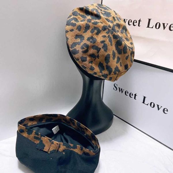 berets 202101-shi9009 spring fashion leopard stitched corduroy can adjust beret hat men women leisure painter, Blue;gray
berets 202101-shi9009 spring fashion leopard stitched corduroy can adjust beret hat men women leisure painter, Blue;gray