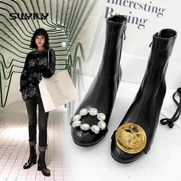swyivy women ankle boots 2020 autumn ladies fashion high heel genuine leather shoes woman block heel asymmetric designer black1, Black
swyivy women ankle boots 2020 autumn ladies fashion high heel genuine leather shoes woman block heel asymmetric designer black1, Black
