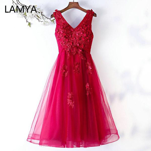lamya appliques v neck evening party dresses 2021 lace with beads formal dress short a line gown elegant vestido de festa, White;black
lamya appliques v neck evening party dresses 2021 lace with beads formal dress short a line gown elegant vestido de festa, White;black