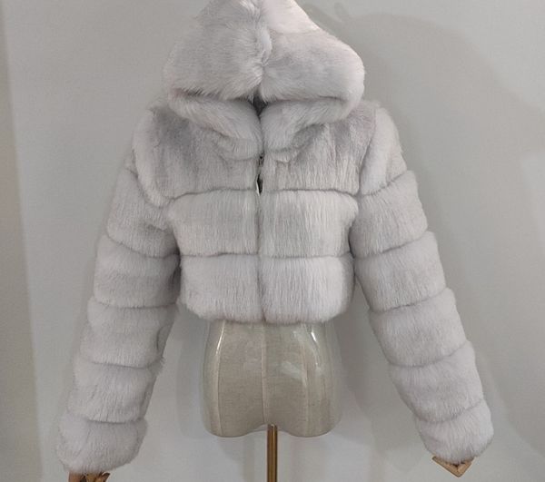 european american fur coat short style three panel fox coat imitation long sleeve women's jackets women faux furs coats luxury crop jac, Black
european american fur coat short style three panel fox coat imitation long sleeve women's jackets women faux furs coats luxury crop jac, Black