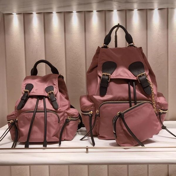 2020 new internet celebrity same style british style nylon oxford backpack canvas backpack simple all-match small bag womens bag, Black;red
2020 new internet celebrity same style british style nylon oxford backpack canvas backpack simple all-match small bag womens bag, Black;red