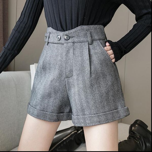 new high waisted womens shorts vintage button gray black female loose wide leg short feminino woolen winter woman shorts, White;black
new high waisted womens shorts vintage button gray black female loose wide leg short feminino woolen winter woman shorts, White;black