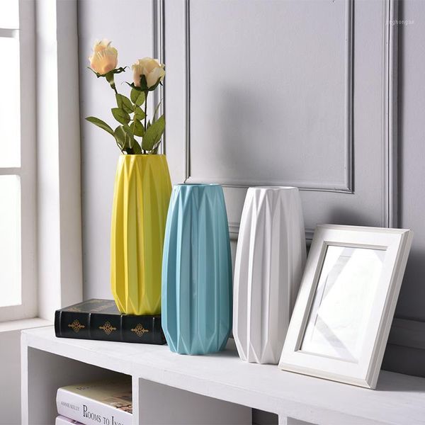 european minimalist dining table ceramic vase bedroom living room decoration vase dried flowers creative stripes flower j1
european minimalist dining table ceramic vase bedroom living room decoration vase dried flowers creative stripes flower j1