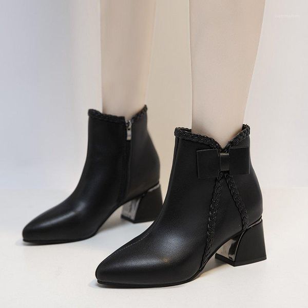 lucyever pu leather pointed toe ankle boots for women fashion bow square heel boots woman plus size winter warm botas mujer 20211, Black
lucyever pu leather pointed toe ankle boots for women fashion bow square heel boots woman plus size winter warm botas mujer 20211, Black