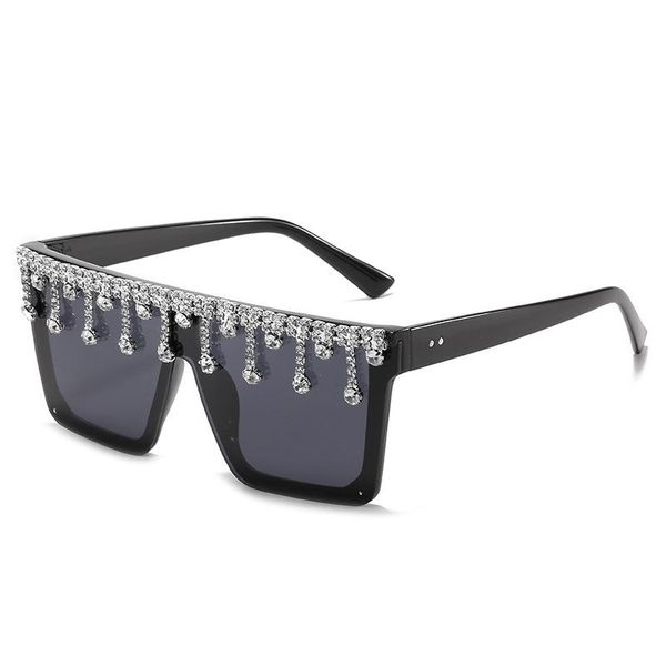 2021 new style fashion hand-made diamond sunglasses women style one-piece sun glasses big frame crystal ladies mirror shades, White;black
2021 new style fashion hand-made diamond sunglasses women style one-piece sun glasses big frame crystal ladies mirror shades, White;black
