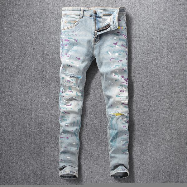 2021 new american streetwear fashion men retro light blue paint designer ripped jeans slim fit elastic patches hip hop pants hombre gca9
2021 new american streetwear fashion men retro light blue paint designer ripped jeans slim fit elastic patches hip hop pants hombre gca9