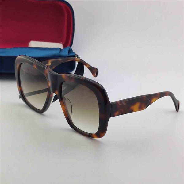 0498 new fashion sunglasses ladies and men square summer style plate rectangular full frame uv protection with protective cover, White;black
0498 new fashion sunglasses ladies and men square summer style plate rectangular full frame uv protection with protective cover, White;black