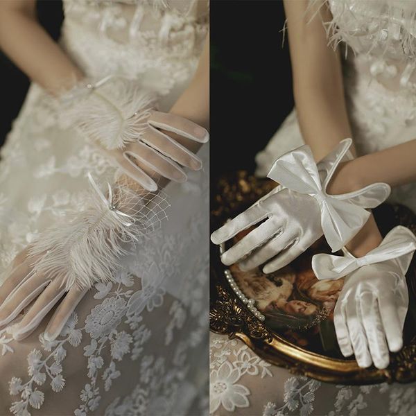 five fingers gloves elegant wedding petals pearls female temperament solid color bowknot decoration mesh yarn bride dress accessories, Blue;gray
five fingers gloves elegant wedding petals pearls female temperament solid color bowknot decoration mesh yarn bride dress accessories, Blue;gray
