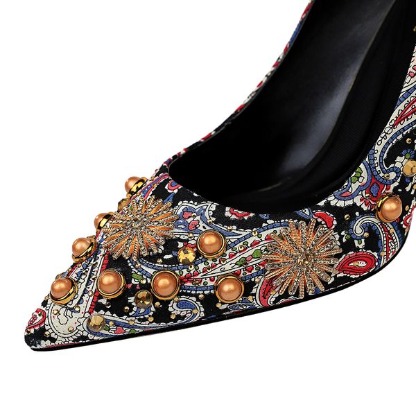 women 8.5cm high heels floral pumps luxury elegant lady crystal silk red shoes metal rivets heels scarpins satin prom shoesmultifunction, Black
women 8.5cm high heels floral pumps luxury elegant lady crystal silk red shoes metal rivets heels scarpins satin prom shoesmultifunction, Black