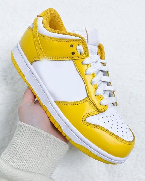 2021 аутентичные sb dunk wmns низкий лазерный оранжевый желтый белый кожаные мужчины женщины открытый скейтборд обувь спорты кроссовки с кор
2021 аутентичные sb dunk wmns низкий лазерный оранжевый желтый белый кожаные мужчины женщины открытый скейтборд обувь спорты кроссовки с кор