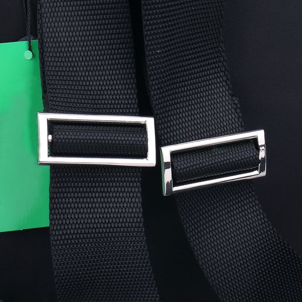 wholesale fashion backpack for women fashion back pack for men canvas shoulder bag handbag classic backpack messenger bag parachute fabric 8
wholesale fashion backpack for women fashion back pack for men canvas shoulder bag handbag classic backpack messenger bag parachute fabric 8