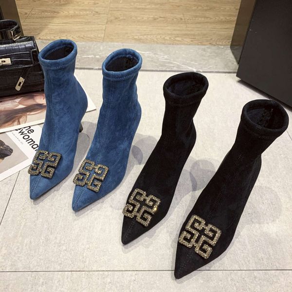 children autumn winter 2020 new high heeled pointed short women's heel elastic thin plush rhinestone martin boots, White;red
children autumn winter 2020 new high heeled pointed short women's heel elastic thin plush rhinestone martin boots, White;red