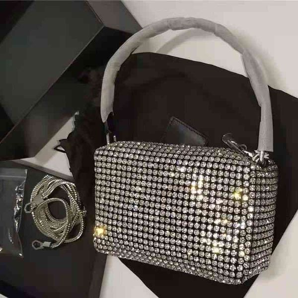 2021 rhintone bag biling flashing diamond mini bags new luxury brand digner women bags female underarm bag
2021 rhintone bag biling flashing diamond mini bags new luxury brand digner women bags female underarm bag