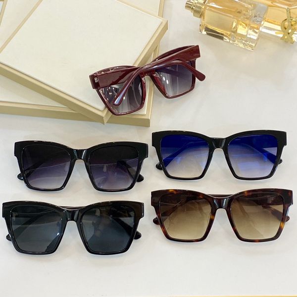2021 new sunglasses temperament glasses men and women 4384 plate mirror leg metal letters fashion trend size 54*20*145
2021 new sunglasses temperament glasses men and women 4384 plate mirror leg metal letters fashion trend size 54*20*145