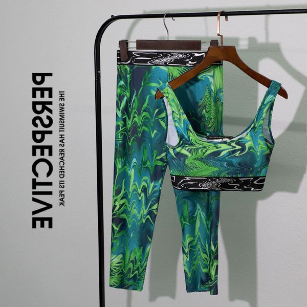 new fashion swimwear women's 9-point pants split two piece exercise yoga fitness swimsuit
new fashion swimwear women's 9-point pants split two piece exercise yoga fitness swimsuit