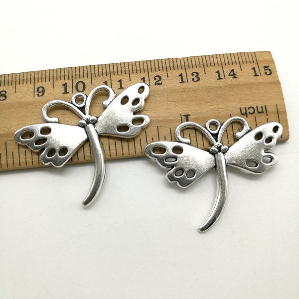 50pcs butterfly alloy charms pendant retro jewelry making diy keychain ancient silver pendant for bracelet earrings 36x29mm, Bronze;silver
50pcs butterfly alloy charms pendant retro jewelry making diy keychain ancient silver pendant for bracelet earrings 36x29mm, Bronze;silver