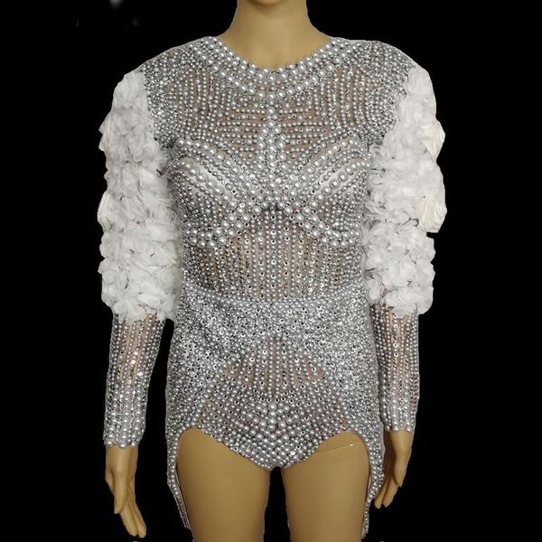white flower flashing rhinestones pearls bodysuit birthday celebrate outfit dj ds bar female singer show wear stretch clothes
white flower flashing rhinestones pearls bodysuit birthday celebrate outfit dj ds bar female singer show wear stretch clothes