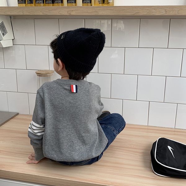 new 2020 autumn boys' new baby sweater knitwear fashion children's spring and autumn line shirt children's han banchao 2021, Blue;gray
new 2020 autumn boys' new baby sweater knitwear fashion children's spring and autumn line shirt children's han banchao 2021, Blue;gray