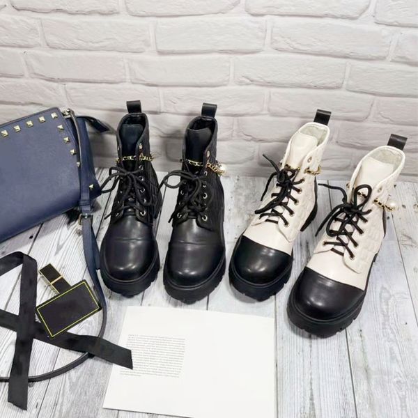 luxury designer spring women ankle boots pure color checkered leather chains pearl high cut lace up short martin booties fashion ladies plat, Black
luxury designer spring women ankle boots pure color checkered leather chains pearl high cut lace up short martin booties fashion ladies plat, Black
