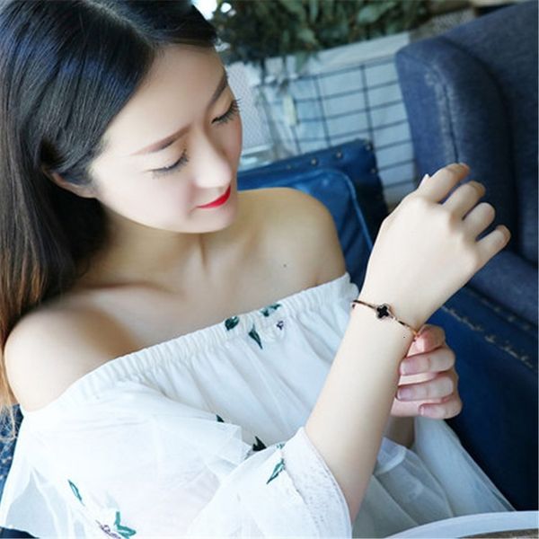 factory3ixzgirl korean fashion beautiful z9ey1 goddess leaf ins elegant four exquisite lucky grass bracelet nblwvoutlet9ke8
factory3ixzgirl korean fashion beautiful z9ey1 goddess leaf ins elegant four exquisite lucky grass bracelet nblwvoutlet9ke8