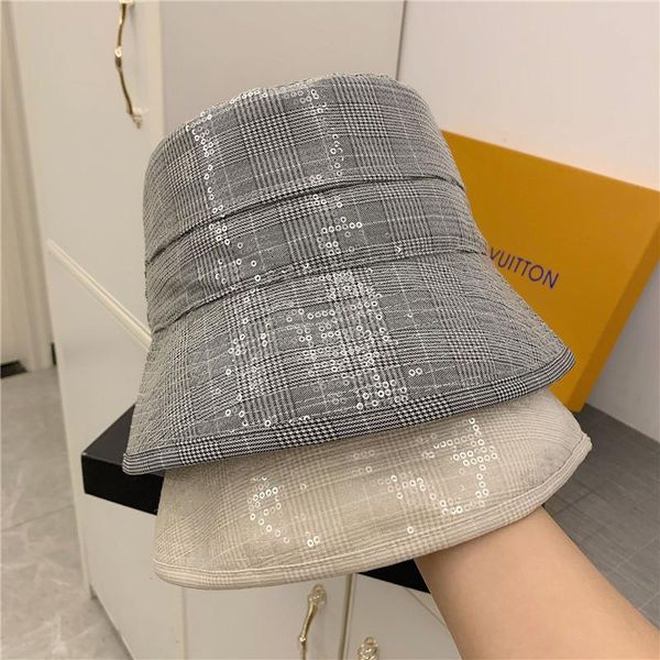 women fishermen hat new school style sequins decoration plaid chain leisure bucket cap, Blue;gray
women fishermen hat new school style sequins decoration plaid chain leisure bucket cap, Blue;gray