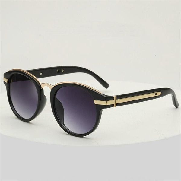 sunglasses selling metal sun glasses men women eyeglasses uv400 all can, White;black
sunglasses selling metal sun glasses men women eyeglasses uv400 all can, White;black