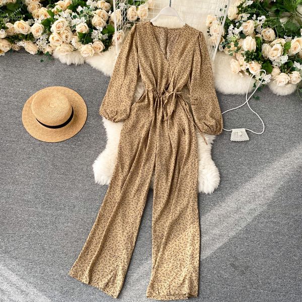 2021 new female boho floral retro neck puff elastic waistband fall impression long overalls v9cc, Black;white
2021 new female boho floral retro neck puff elastic waistband fall impression long overalls v9cc, Black;white