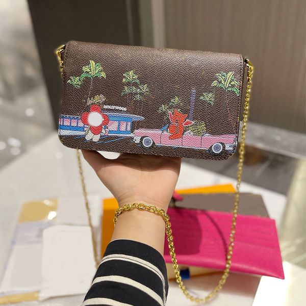 three piece set crossbody bags gold chain mahjong bag fashion shoulder handbag flap old flower card purse mini retro graffiti wallet, Black;red
three piece set crossbody bags gold chain mahjong bag fashion shoulder handbag flap old flower card purse mini retro graffiti wallet, Black;red