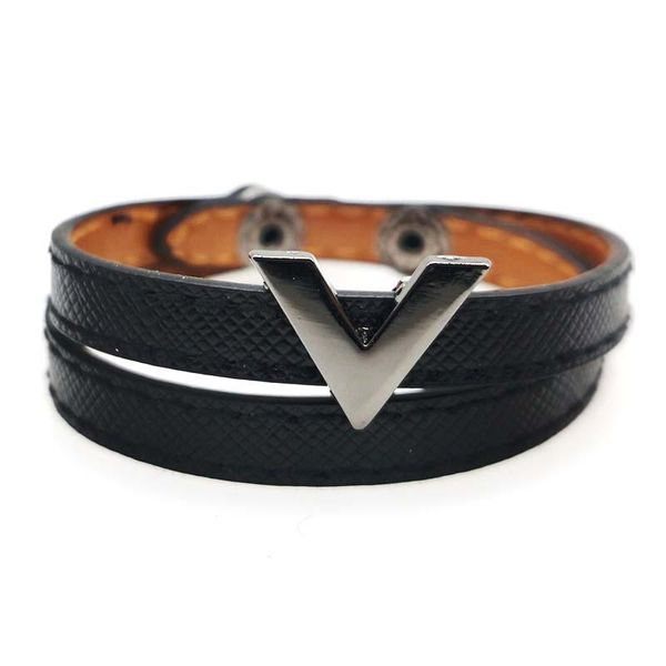 tennis high street metal lady adjustable button bracelet women men brown charm statement initial letter v leather wrap, Golden;silver
tennis high street metal lady adjustable button bracelet women men brown charm statement initial letter v leather wrap, Golden;silver